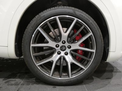 2019 Maserati LEVANTE — миниатюра 30