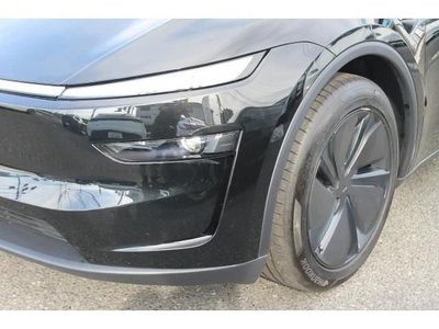 صورة 7 لـ 2025 Tesla MODEL Y