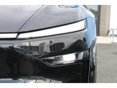 صورة 5 لـ 2025 Tesla MODEL Y
