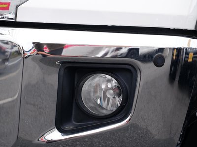 TOYOTA TUNDRA - 8