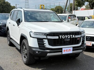 TOYOTA LAND CRUISER 300 - 5