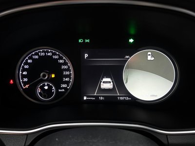 GENESIS GV80 - 8