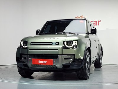 صورة 2 لـ 2025 LAND Rover DEFENDER
