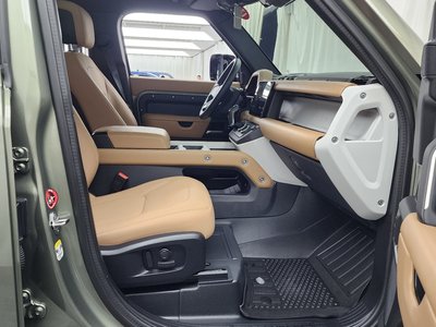 صورة مصغرة 11 لـ 2025 LAND Rover DEFENDER