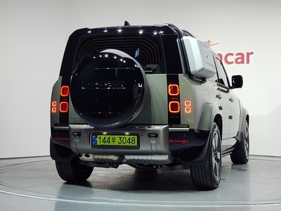 صورة 3 لـ 2025 LAND Rover DEFENDER