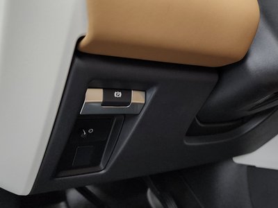 صورة مصغرة 16 لـ 2025 LAND Rover DEFENDER