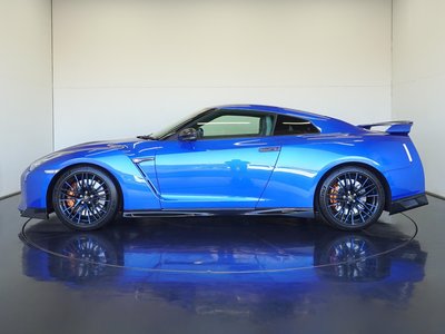 NISSAN GT-R - 6