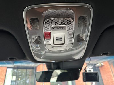 صورة 8 لـ 2022 Genesis G90 (RS4)