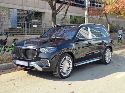 MERCEDES-BENZ GLS - 5