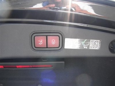 MERCEDES-BENZ E-CLASS AMG - 9