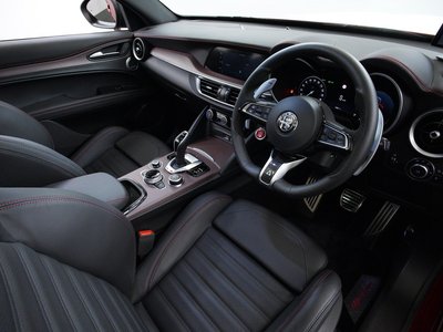صورة مصغرة 14 لـ 2024 ALFA Romeo STELVIO