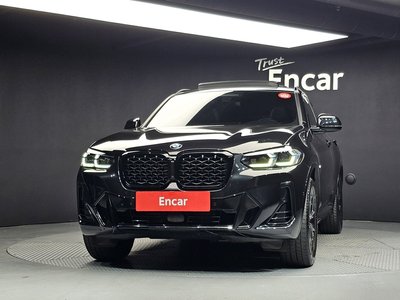 2023 BMW X4 照片 2