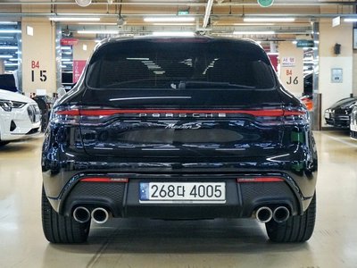 2022 Porsche MACAN — фото 6