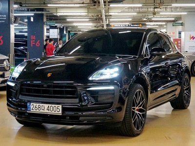 2022 Porsche MACAN — фото 4