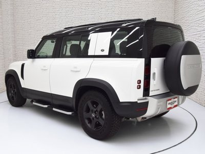 LAND ROVER DEFENDER - 2