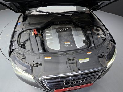 AUDI A8 - 7