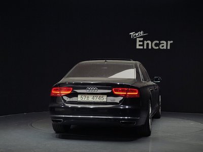 AUDI A8 - 4