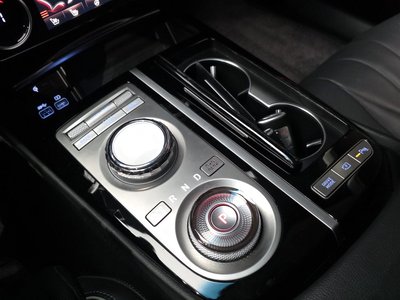 GENESIS G80 (RG3) - 9