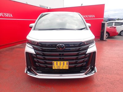 TOYOTA VELLFIRE - 2