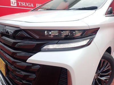 TOYOTA VELLFIRE - 10