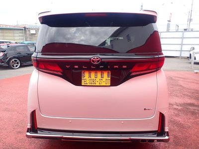 TOYOTA VELLFIRE - 6