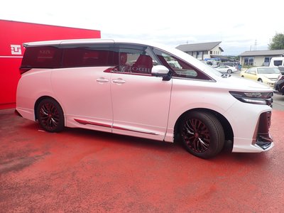 TOYOTA VELLFIRE - 4