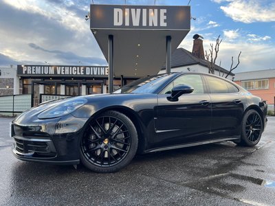 PORSCHE PANAMERA - 1