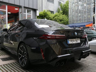صورة مصغرة 19 لـ 2026 BMW M5