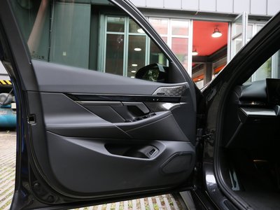 صورة مصغرة 12 لـ 2026 BMW M5