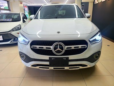 MERCEDES-BENZ GLA - 2