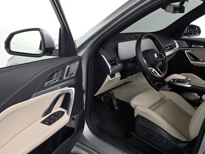 2025 BMW X1 — миниатюра 13