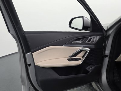 2025 BMW X1 — миниатюра 14