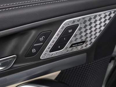 2025 BMW X1 — миниатюра 30