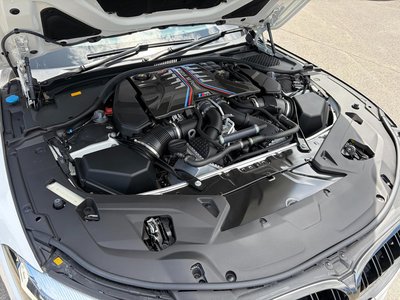 2020 BMW M8 缩略图 59