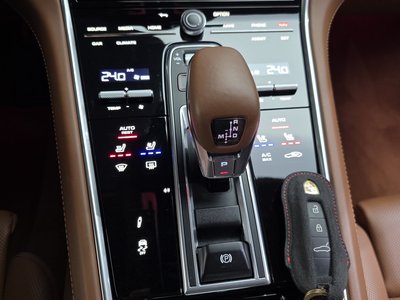 PORSCHE PANAMERA - 9