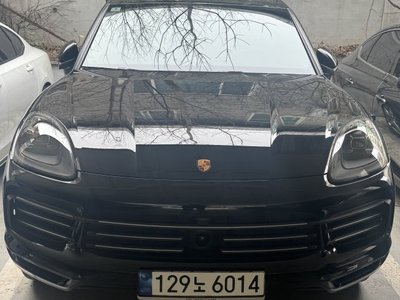 PORSCHE CAYENNE - 1