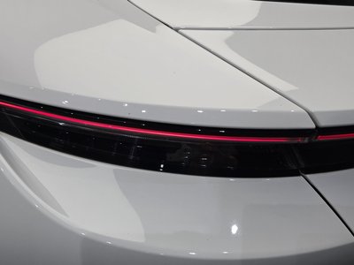 PORSCHE TAYCAN - 10