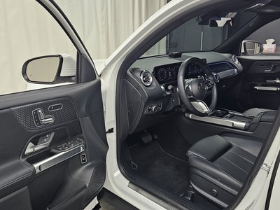 MERCEDES-BENZ GLB - 10