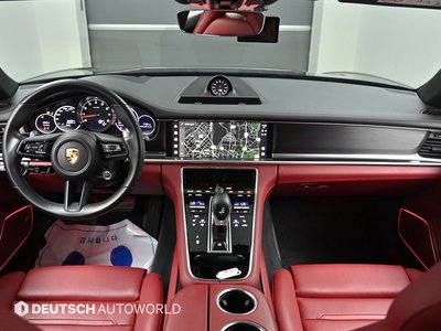 PORSCHE PANAMERA - 4