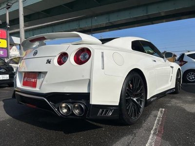 NISSAN GT-R - 3