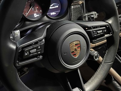 2023 Porsche MACAN — миниатюра 12