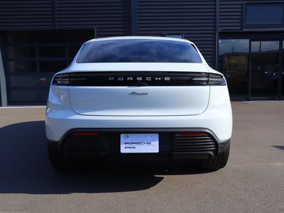 صورة 7 لـ 2025 Porsche MACAN
