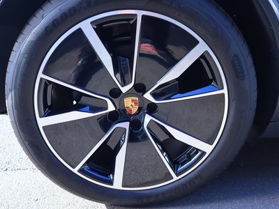 صورة مصغرة 12 لـ 2025 Porsche MACAN