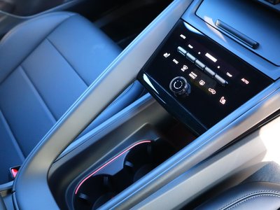 صورة مصغرة 24 لـ 2025 Porsche MACAN