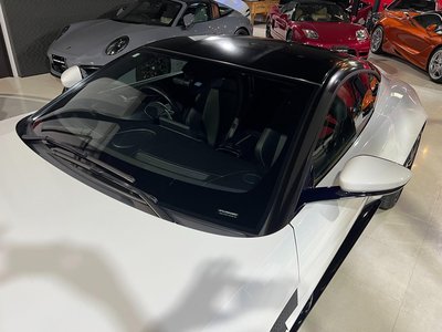صورة مصغرة 24 لـ 2018 Aston Martin VANTAGE