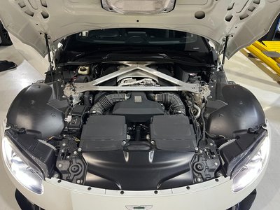 صورة مصغرة 17 لـ 2018 Aston Martin VANTAGE