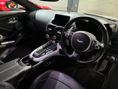 صورة 8 لـ 2018 Aston Martin VANTAGE