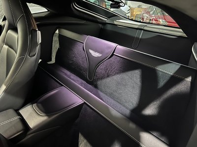 صورة مصغرة 15 لـ 2018 Aston Martin VANTAGE