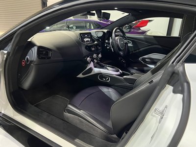 صورة مصغرة 11 لـ 2018 Aston Martin VANTAGE