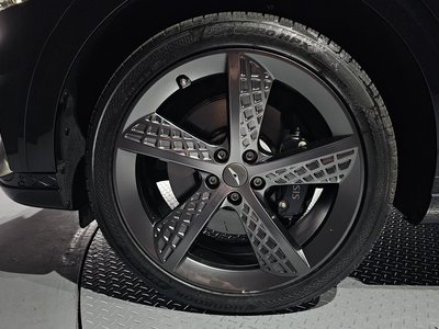 صورة 6 لـ 2022 Genesis GV70